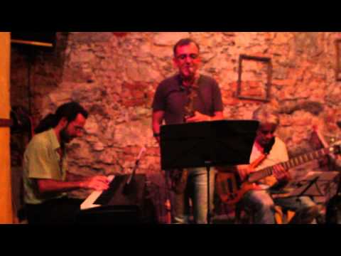 ROBERTO RUTIGLIANO LATIN JAZZ - DRUME NEGRITA- BAR SEMENTE - 03/01/2015