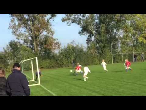 ING/538: Woudia: Demooiste actie bij een jeugdteam