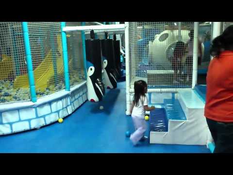 Xperia Arc HD - Elise in Kids Republic