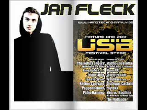 Jan Fleck live  @ Nature One 2011 / USB-Camp - 05/08/2011