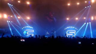 Chase &amp; Status - End Credits (Live @ Bournemouth BIC 13/11/13)