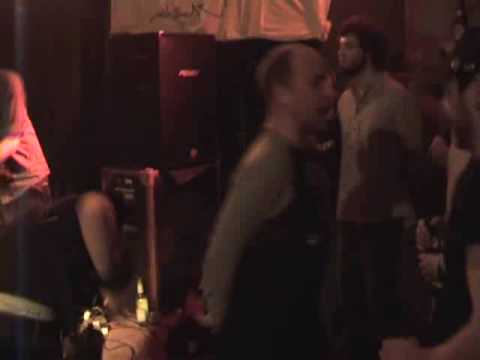 Yfere (live @ Squat in Erfurt 12.01.07) Part 1/4