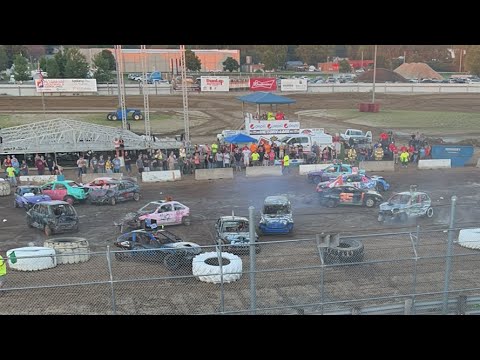 demolition Derby live at Buchanan county fair