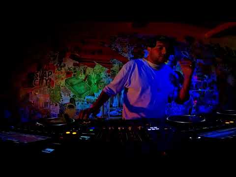 DE-TÜ | inHAUS sessions