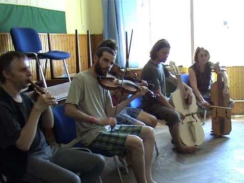 Felcsík házhoz jön... tánctanítás 1.