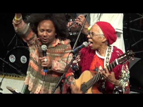 Cátia de França e Chico César no Circo Voador -  Coito das Araras - Ponta do Seixas   11   10   2016