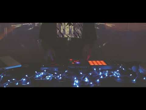 Charly Humos Live Set (Roland SP-404 + Korg Kaoss Pad 3 + Maschine Mk3)