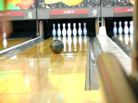 Mats MAGGI - Strike (Foul Line View)