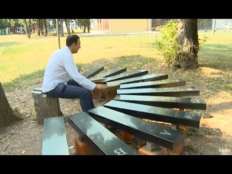 HIT - Marko svira i peva za voditeljku Jovanu na improvizovanom instrumentu - DJS - (31.07.2019)