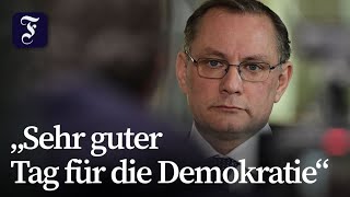 Verfassungsschutz darf AfD vorerst nicht als gesichert rechtsextrem einstufen