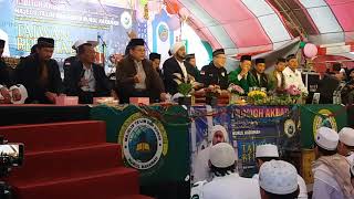 Download lagu solawatan Yahlall waton bersama HABIB SYECH ASSEGAF mp3 Download lagu solawatan Yahlall waton bersama HABIB SYECH ASSEGAF mp3