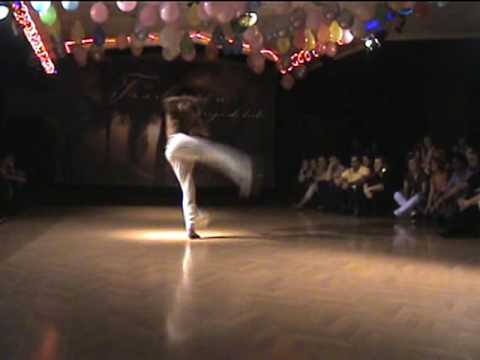 jones santana jr capoeira