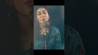 Download lagu KABHII TUMHHE  ( FEMALE VERSION ) #SHERSHAAH #DARSHANRAVAL #PALAKMUCCHAL #SHORTS #COVER mp3