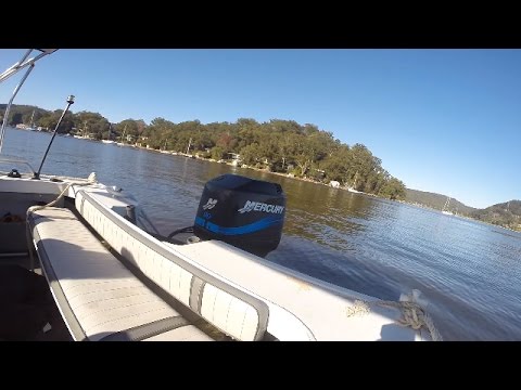 Beginner's guide to driving a small boat