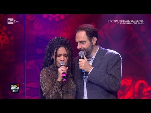 Frances e Neri Marcorè con "Love Me Tender" - Radio2 Social Club 20/12/2023