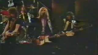 Tom Petty and The Heartbreakers - I Need To Know Live