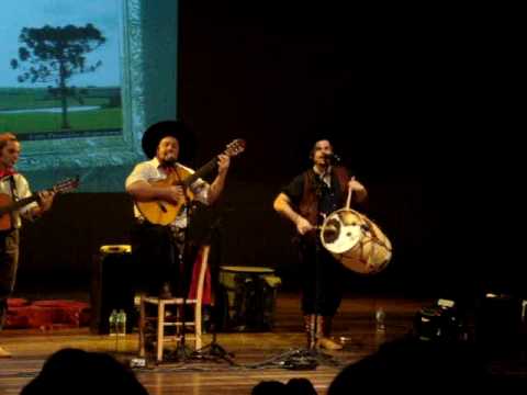 Bastos Potros e Guitarras video