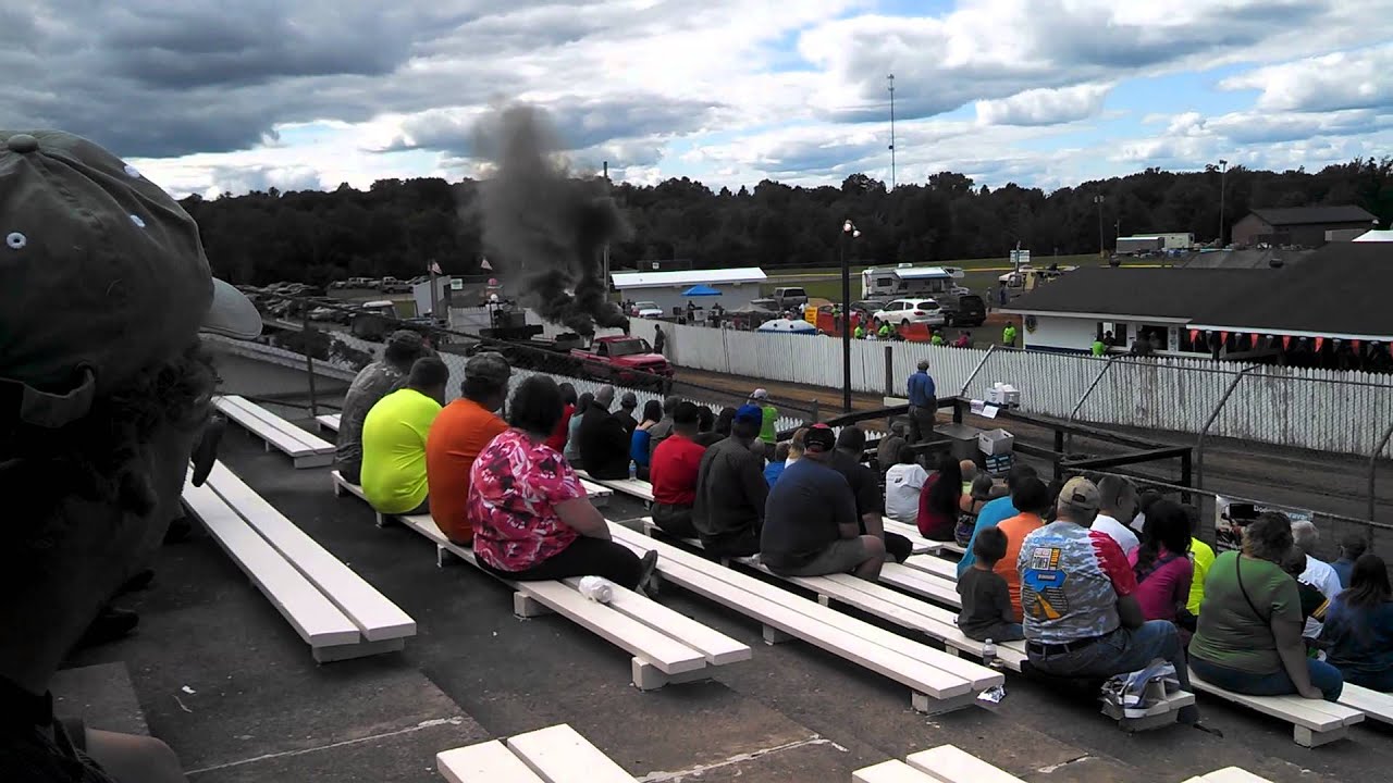 2013 Rusk County Fair Red Cummins with Stacks!