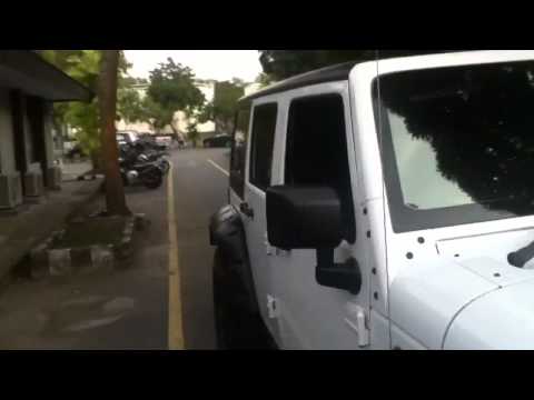 2011 Jeep Wrangler Rubicon Unlimited Start Up & In Depth Review