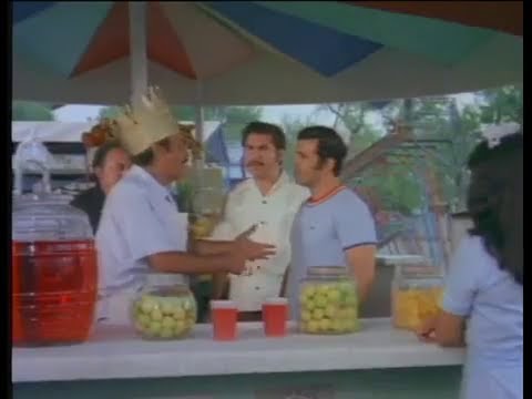 El Rey de Monterrey Capulina contra Gargamel de los Pitufos