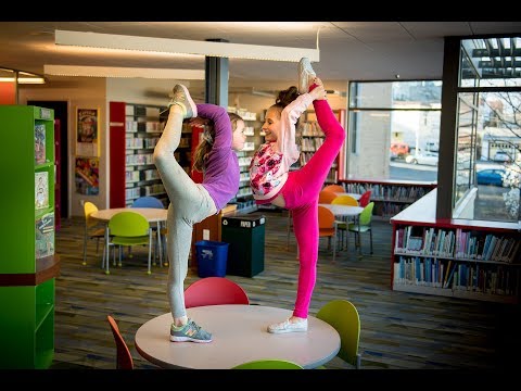 My Daughter Takes the 10 Minute Photo Challenge in a Public Library (with Elliana Walmsley)