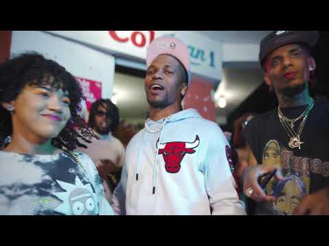 CALIFORNIA - Yopo La Grasa (Video Oficial) Un Contacto