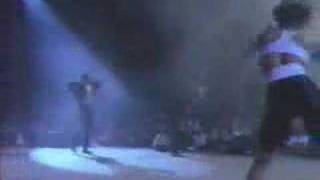 MC Hammer - Let's Get It Started (Live)