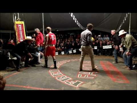 Sam Payne fights Quilpie bloke - Entertaining Outback Fight Club  fight ! At  Birdsville  2016