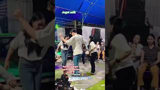 Download lagu joget asik #dance #jogetwakatobi #joget #shorts mp3
