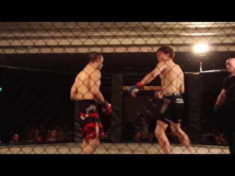 Fabio Viti vs Daryl Clarke at BattleZone FC 13
