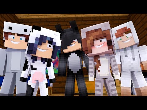 Is Cassi Cow the New Girl?? 🐄 Minecraft School Roleplay