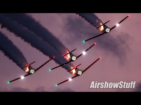 Aeroshell Aerobatic Team Night Show - EAA AirVenture Oshkosh 2019