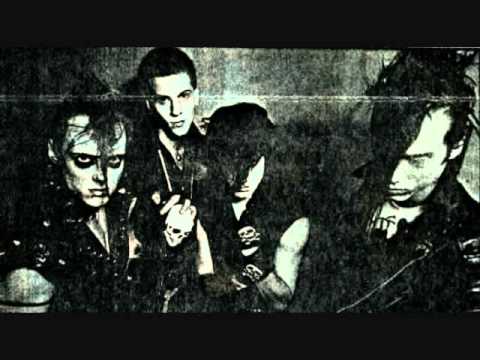 Misfits - Halloween - Lyrics/Song