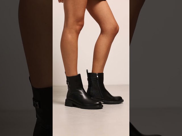 Чоботи жіночі шкіряні байка хутро 592641 Чорний Черевики жіночі байка 592937 Чорні