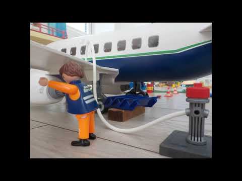 Playmobil - How to get an airplane ready for take off #part1