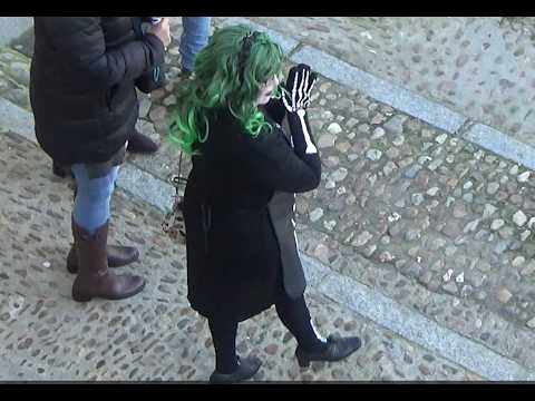 Concentración de comparsas en la Plaza Constitución