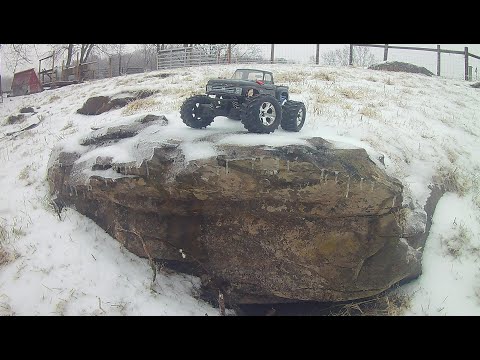 Can You Break The Traxxas Stampede? RC Obsession l Stampede 4x4 bash in snow!