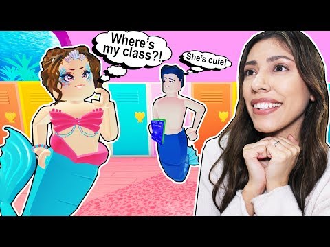 FIRST DAY of MERMAID HIGH SCHOOL! - ROBLOX ( Mermaid Life )