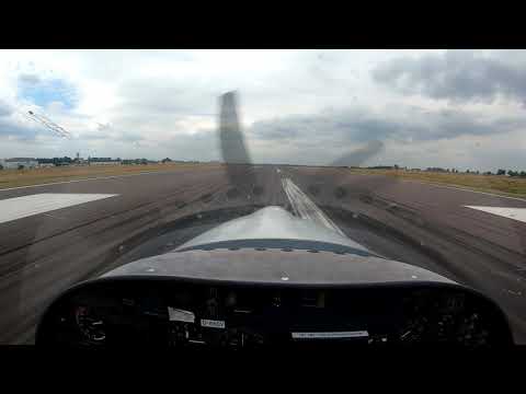 Diamond Katana DA-20 landing at Braunschweig Airport EDVE