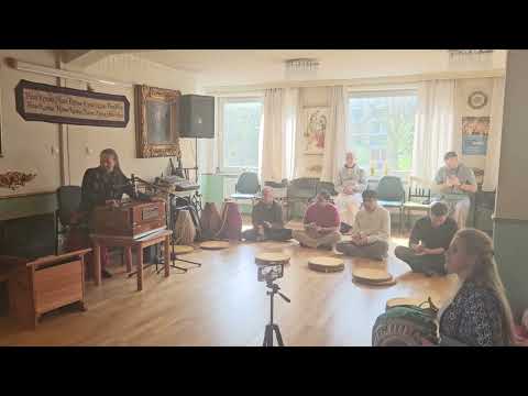 Kirtana mit Tatjana Mathaji im BYZ HH Harburg am 7.4.24