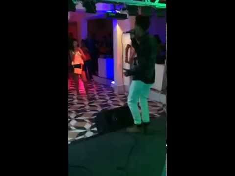 MC PÔLLO AO VIVO NO CENTRAL DO SAMBA - 2016 PART 1