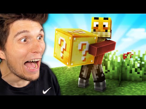 SURVIVE Minecraft SKYBLOCK but with LUCKY blocks...