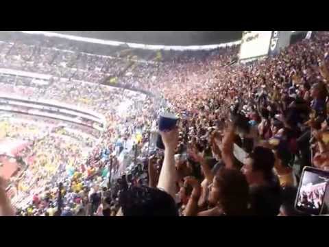 "América vs Pumas, Â¡Â¡Â¡Como no te voy a QuererÂ¡Â¡Â¡" Barra: La Rebel &bull; Club: Pumas