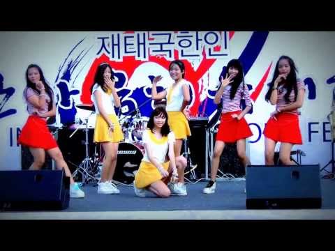 "Ruzova" cover "U You+No No No" (A-Pink) @ audition "HANMAEUM INTERNATIONAL SPORTS FESTIVAL 2013"