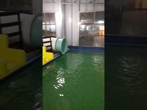 Una din piscinele interioare Hotel Central Calimanesti