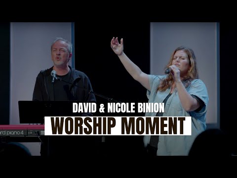 David and Nicole Binion - Spontaneous Worship Moment (Revive United Conference '21)