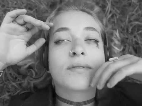 Dirtyfake - The Mrs of needles