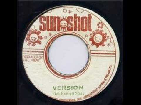 Dennis Brown - Let Love In