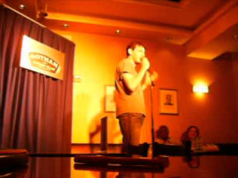 Antonello Taurino al GOTHAM Comedy Club 16 08 2012.AVI