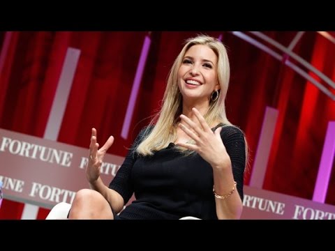 伊萬卡-特朗普。我父親會是 "了不起的女人... (Ivanka Trump: My father would be 'amazing for women...)